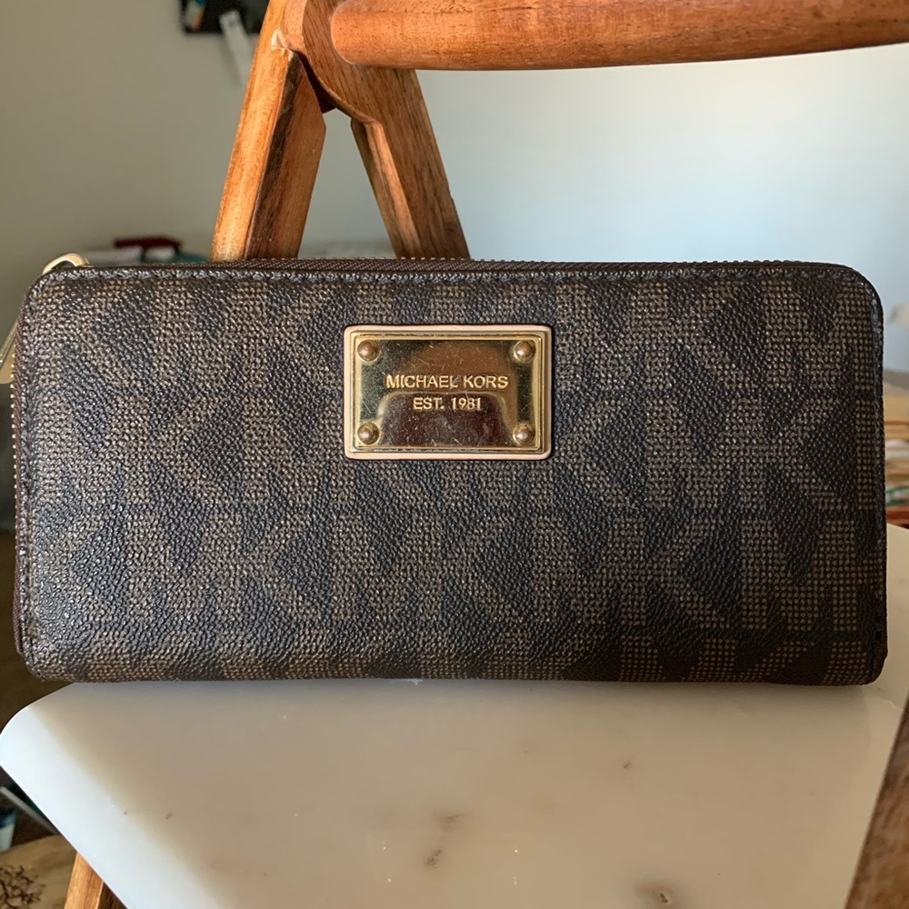 Michael Kors leather wallet